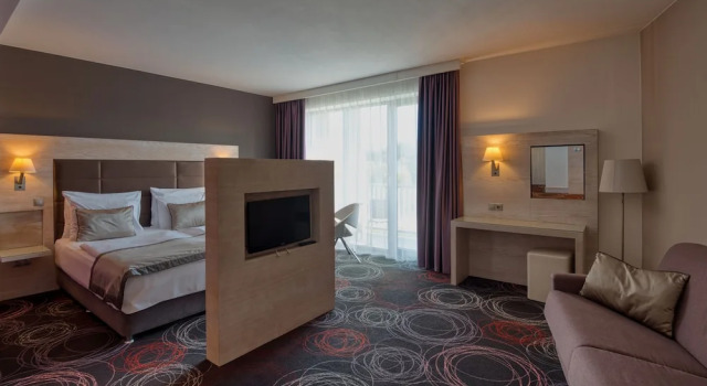 Двухместный номер Standard с балконом Aura Hotel Adults Only