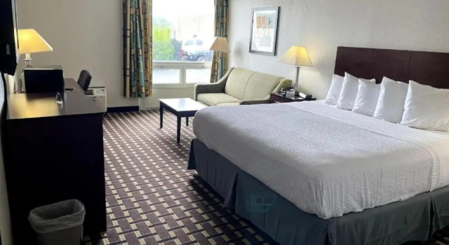 Номер Standard Days Inn by Wyndham Fort Wright Cincinnati Area
