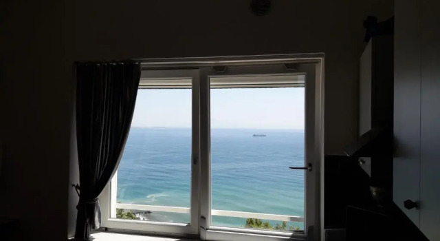 La Suite 48