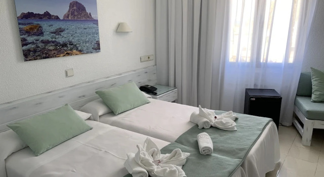 Двухместный номер Standard с видом на гавань Hostal Bellavista Formentera