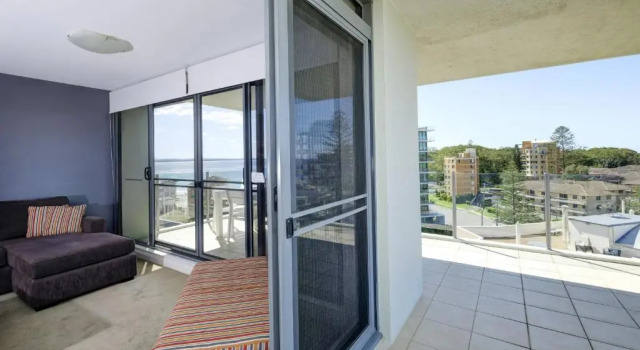 Апартаменты c 1 комнатой с видом на воду Sevan Apartments Forster