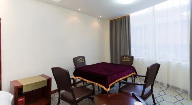 Номер Business Vienna International Hotel Meizhou Dingzi Bridge