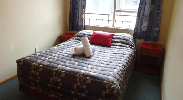 Номер Standard Glow Worm Accommodation