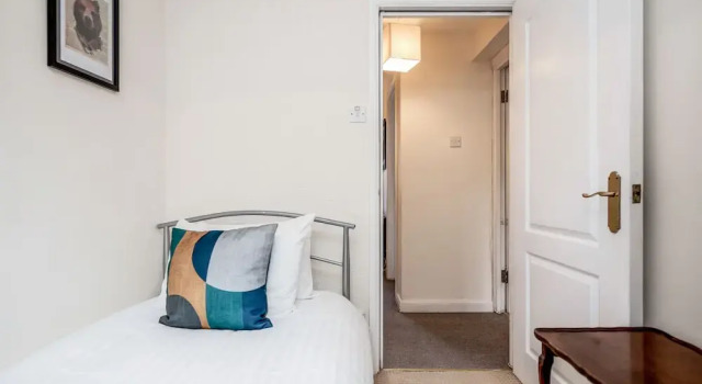 Karah Suites - The Galleria 2