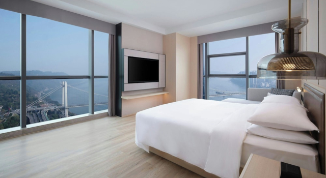 Люкс c 1 комнатой с видом на реку Courtyard by Marriott Chongqing Jiangjin