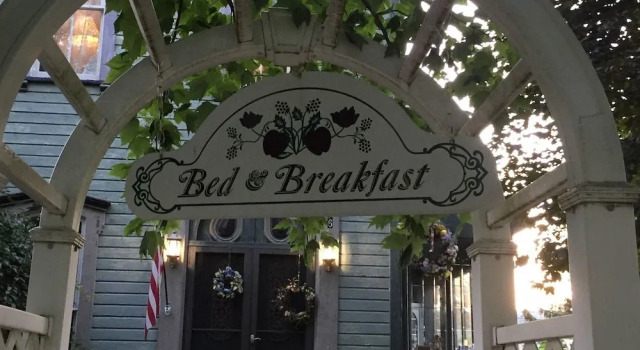 1873 Victorian Rose, Reserva ahora Hotel Newcomerstown Ohio