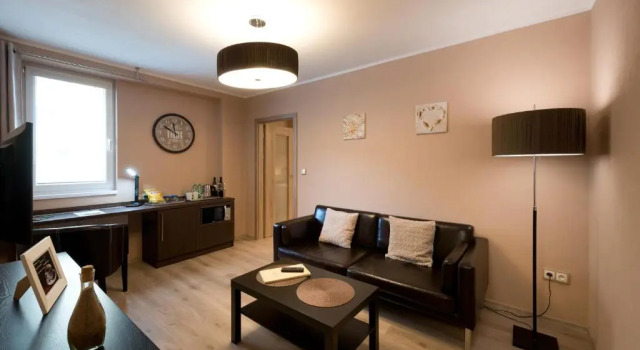 Апартаменты B2B Apartments