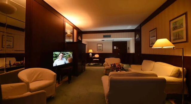 Suite i balkonem Hotel Asmara Palace