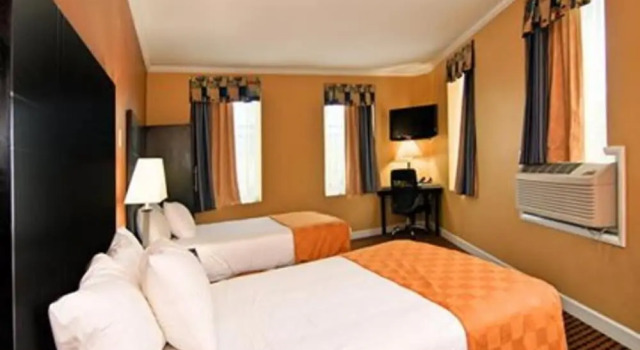 Четырёхместный номер Standard The Prince Hotel
