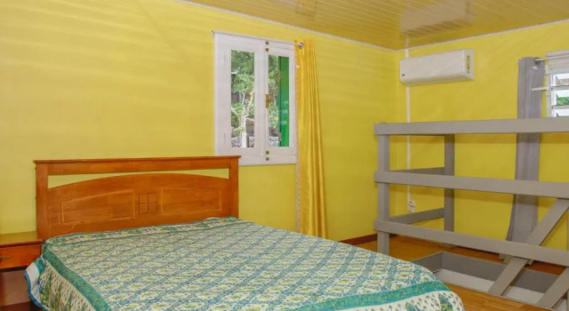 Maison de vacances à Saint-Leu, Book Hotel Hotels in Saint-Paul with Parking, Parking