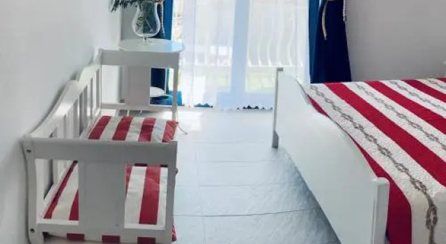 Eco-friendly Studios, Забронировать Отель Примоштен Шибеник