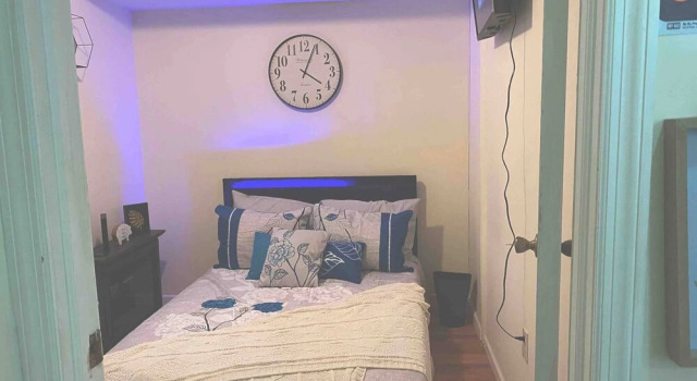 Lovely 2 Bedroom In Brooklyn Sleeps 5, Забронировать Апартаменты/квартира Отели Нью-Йоркской агломерации с парковкой, Парковка