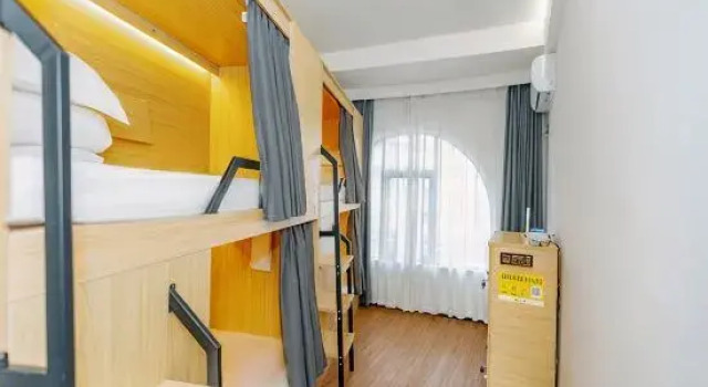 (camerata maschile) letto in camerata Snails Hostel