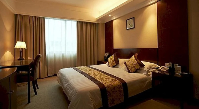 Ningbo Asia Pacific Four Seasons Hotels, Prenota Hotel Hotel a Ningbo con parcheggio, Parcheggio