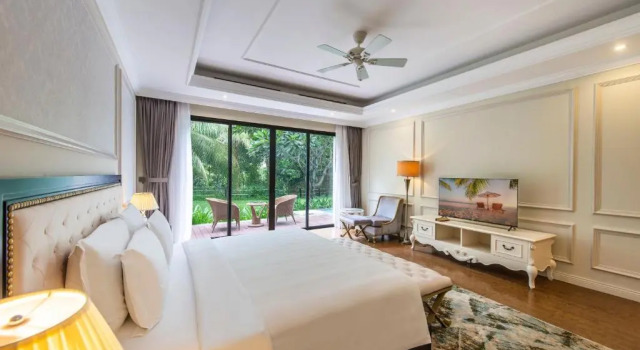 Вилла с 4 комнатами с видом на сад Vinpearl Discovery Golflink Nha Trang