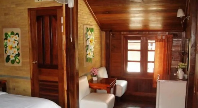 Коттедж Zaleena Grand Hotel