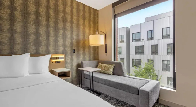 Двухместный люкс Cambria Hotel Portland - Pearl District