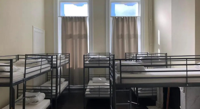 Кровать в общем номере Boomerang Hostel Antwerp