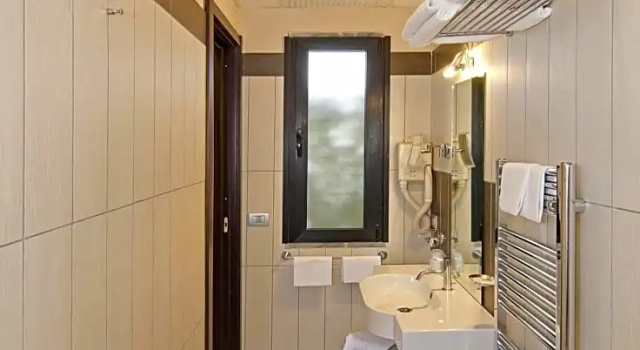Трёхместный номер Standard с видом на море Hotel Eden