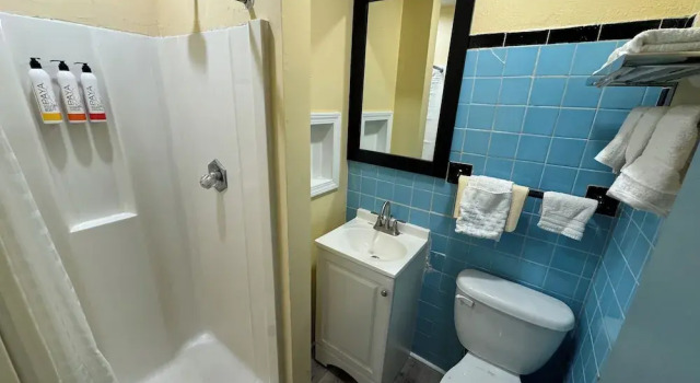 Двухместный номер Comfort Royal INN