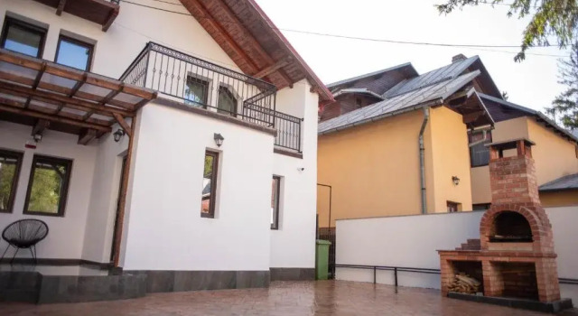 . Vila Happy, Rezervovat Hotel Hotely v Prahova Valley s parkováním, Parkování