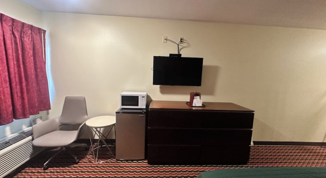Одноместный номер Standard Chesaning INN & Suites