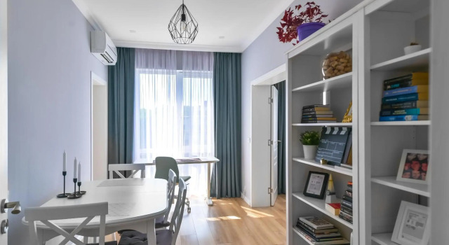 - The Blue Apartment - 1BD with Artistic Interior Design, Забронировать Апартаменты/квартира Отели Софии с парковкой, рядом с Президентство, Парковка