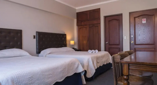 Econohotel, Varaa Hotelli Hotellit Bío Bío aamiaisella, Aamiainen
