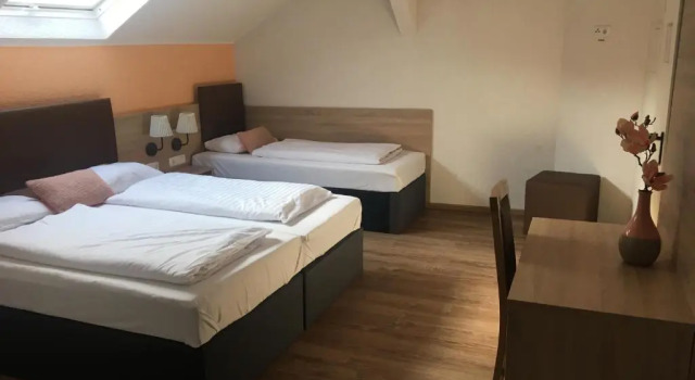 Трёхместный номер Standard Central Hotel Duisburg
