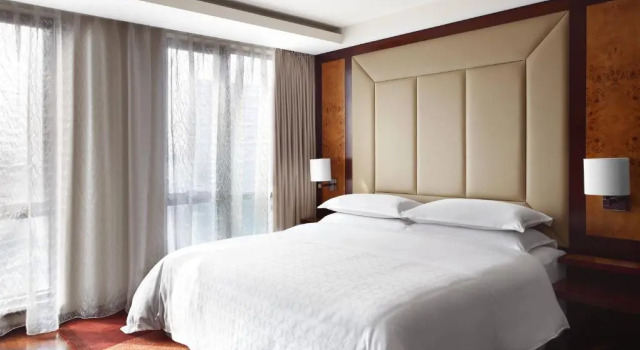 Полулюкс Sheraton Wenzhou Hotel