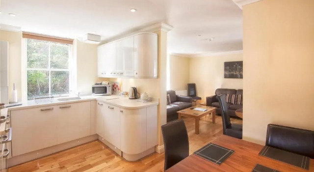 Апартаменты с 4 комнатами с балконом Shanklin Villa