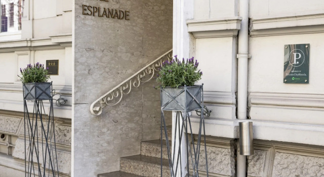 Villa Esplanade, Забронировать Отель Отели Бонна с парковкой, рядом с Schumannhaus, Парковка