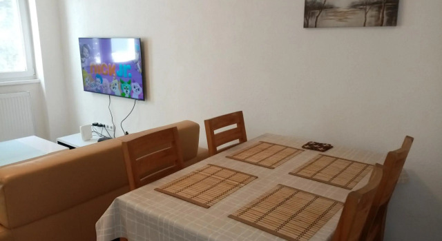 Apartment Azra - Sarajevo, Ilidza, Забронировать Апартаменты/квартира Илиджа Сараевский кантон