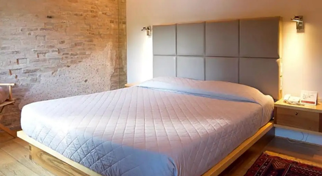 Locanda Ponte Dante, Book Hotel Hotels in Treviso with Parking, Parking