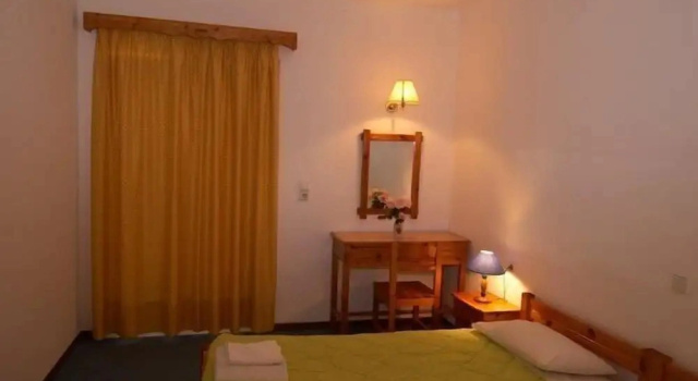 Номер Standard с видом на окрестности Ionikos Hotel