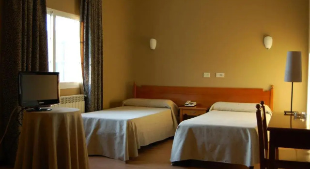 Трёхместный номер Standard Hotel París