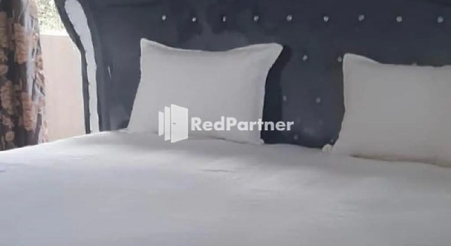 Hotel Nangin View RedPartner, Book Hotel Hoteller i Bukit Lawang med parkering, Parkering