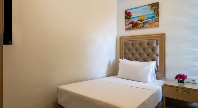 Люкс с 2 комнатами DoubleTree by Hilton Bodrum Marina Vista