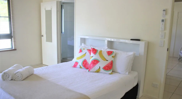 Magnetic Sunsets Resort, Buchen Sie Resort Hotels in Magnetic Island mit Pool, Schwimmbad