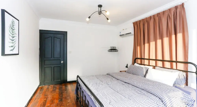 Семейный люкс с 3 комнатами GoNative Downtown Apartment Tianzifang