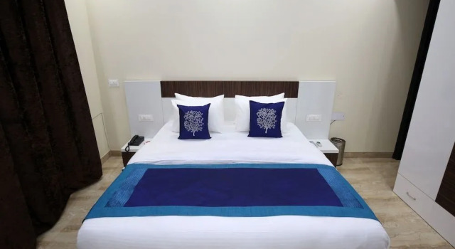 OYO 9940 Shashank Villa