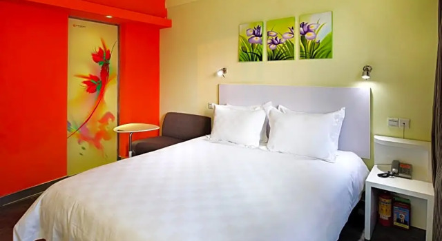 Номер Luxury Yanjiang East Garden Inn