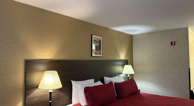 Eagle's View Inn & Suites, Book Hotel Hoteller i Enterprise med pool, Swimmingpool