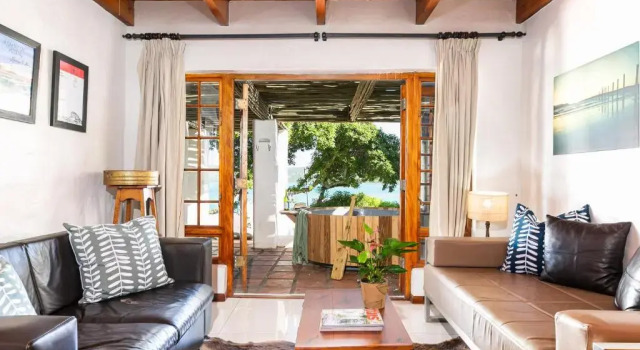 Двухместный семейный номер Standard The Farmhouse Hotel