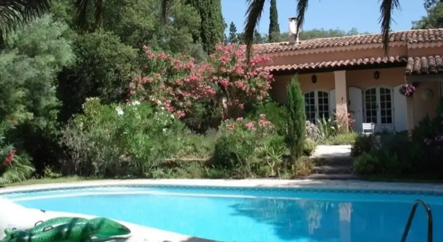 Вилла Frejus Villa with Private Pool & Beach