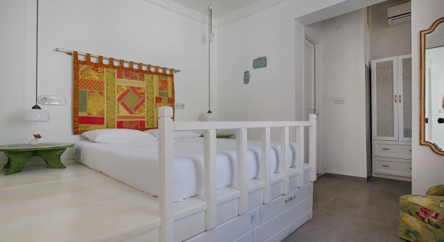 Amaranda Ada Evi - Adults Only