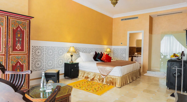 Palais Du Calife Riad & Spa, Rezerwuj Ośrodek wypoczynkowy Hotele w Tanger-Tetouan z parkingiem, Parking