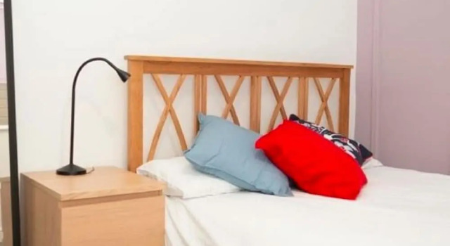 Homely Holiday Home in Gloucester Near Over Bridge, Забронировать Отель Отели Англии 3 звезды, 3*
