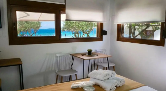Студия с видом на море Komitsa Luxury Apartments