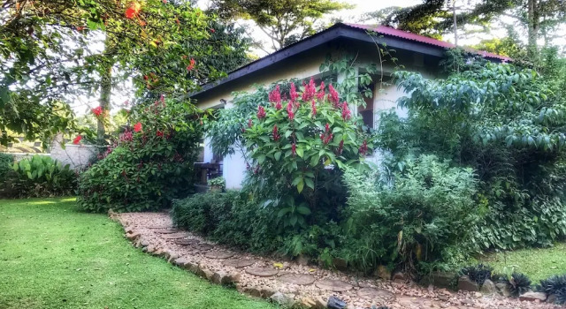 Коттедж Deluxe Gately Inn Entebbe